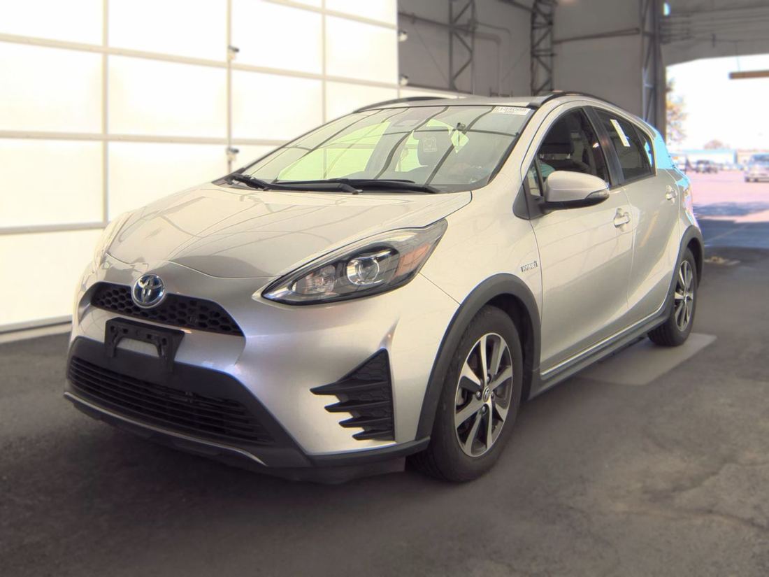 2018 TOYOTA NHP10L