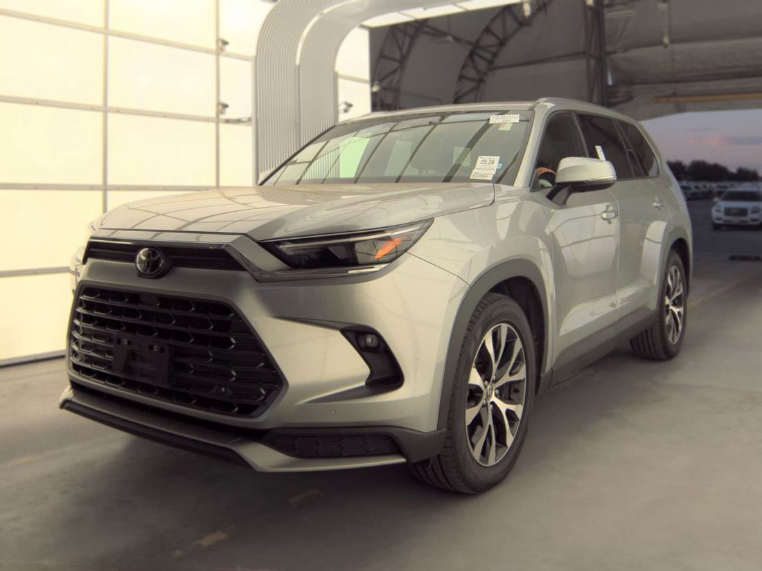 2024 TOYOTA 15 Series