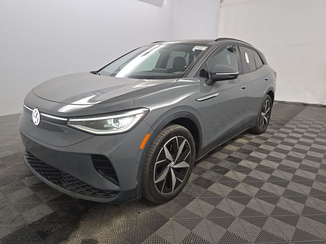 2023 Volkswagen S