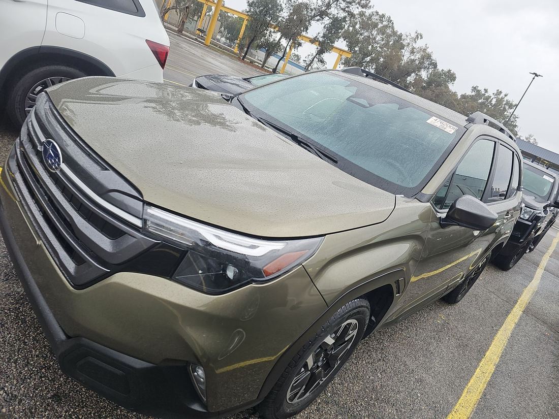 2025 Subaru Premium