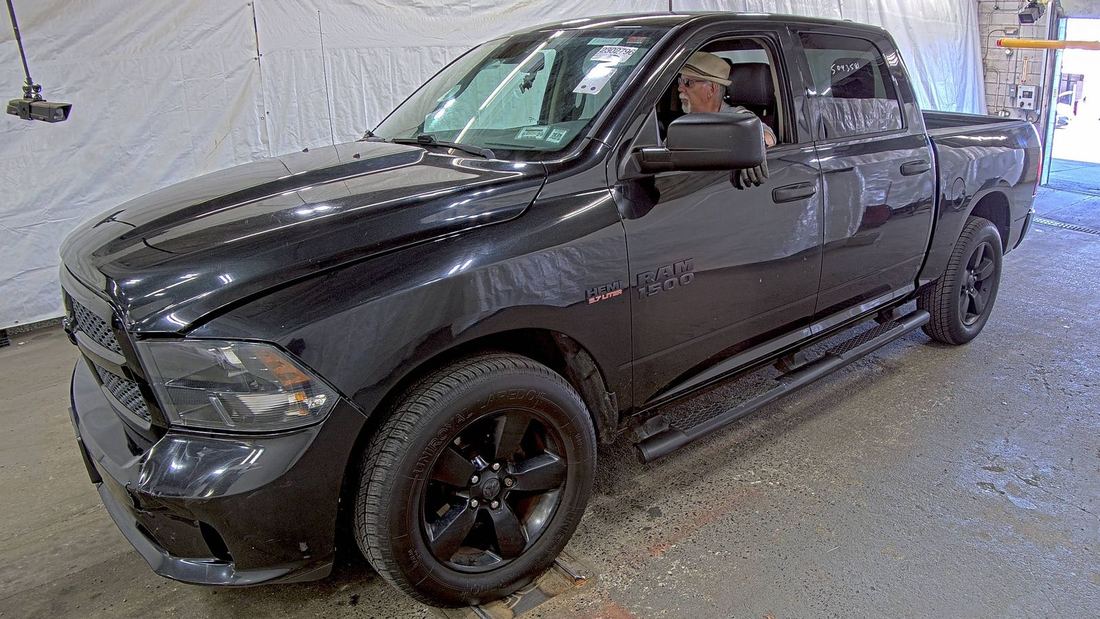 2016 RAM ST