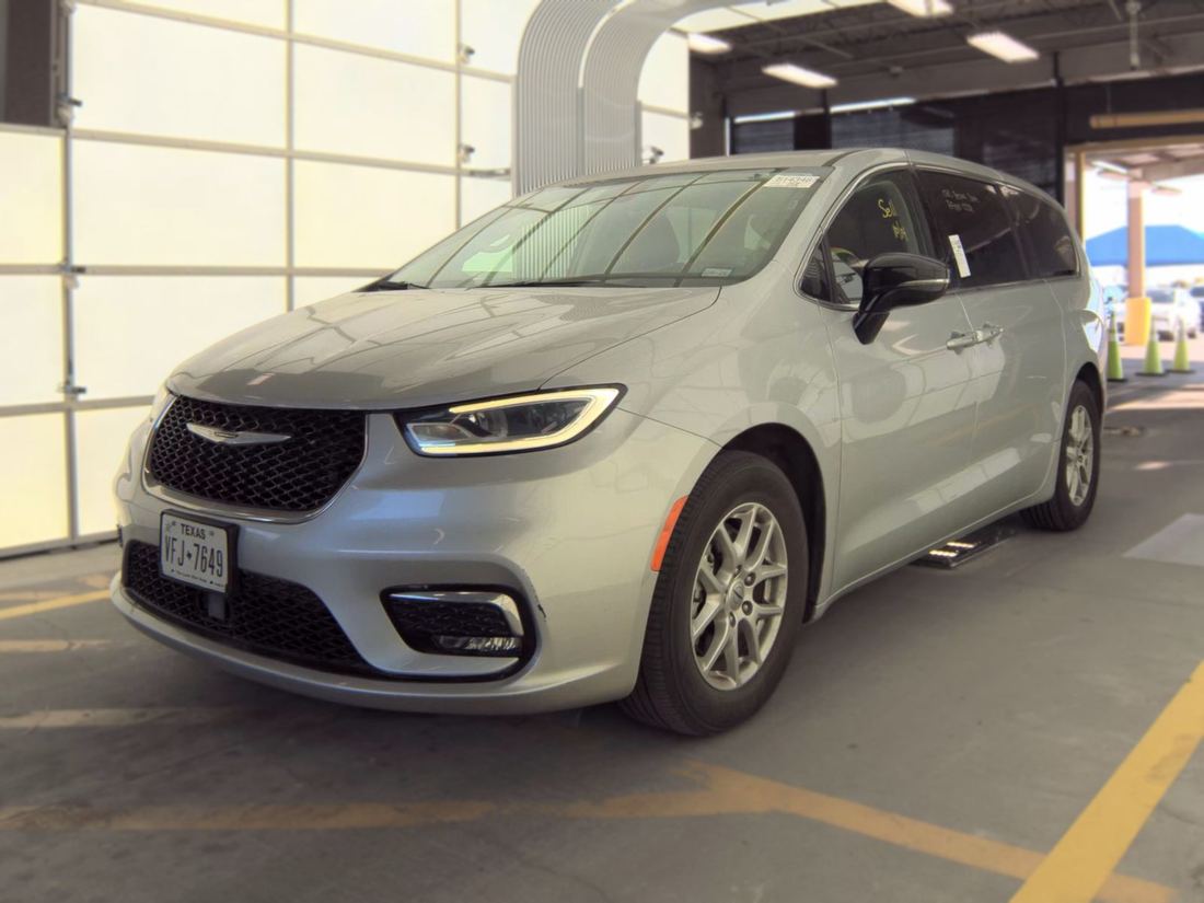 2024 Chrysler RU