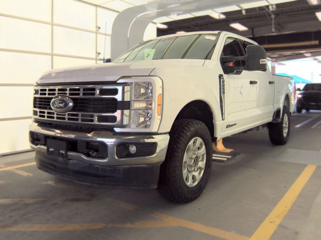 2024 Ford F-Series Super Duty-Single Rear Wheels