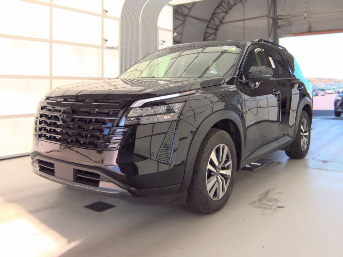2026 Nissan SL