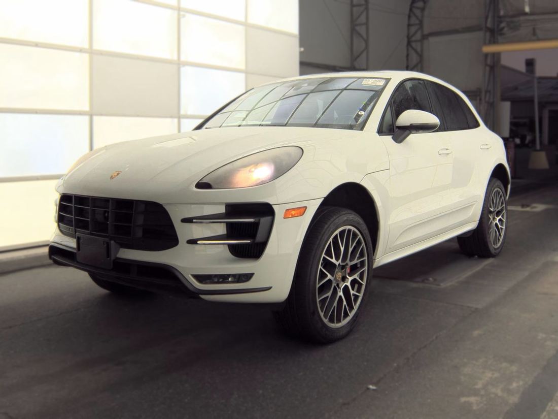 2016 Porsche Turbo